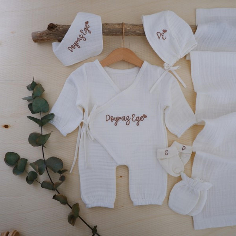 Momand Design 5 Li Set Erkek Bebek Müslin Hastane Çıkışı Isimli Tulum Seti Bebek Hastane Çıkışı Fiyatı