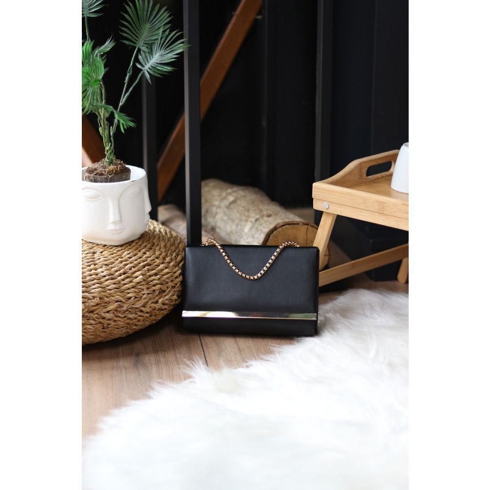 Moom Bag Kadın Siyah Şerit Detaylı Zincirli Omuz Çantası Unisex Çanta & Cüzdan ve Seyahat Çantaları Fiyatı