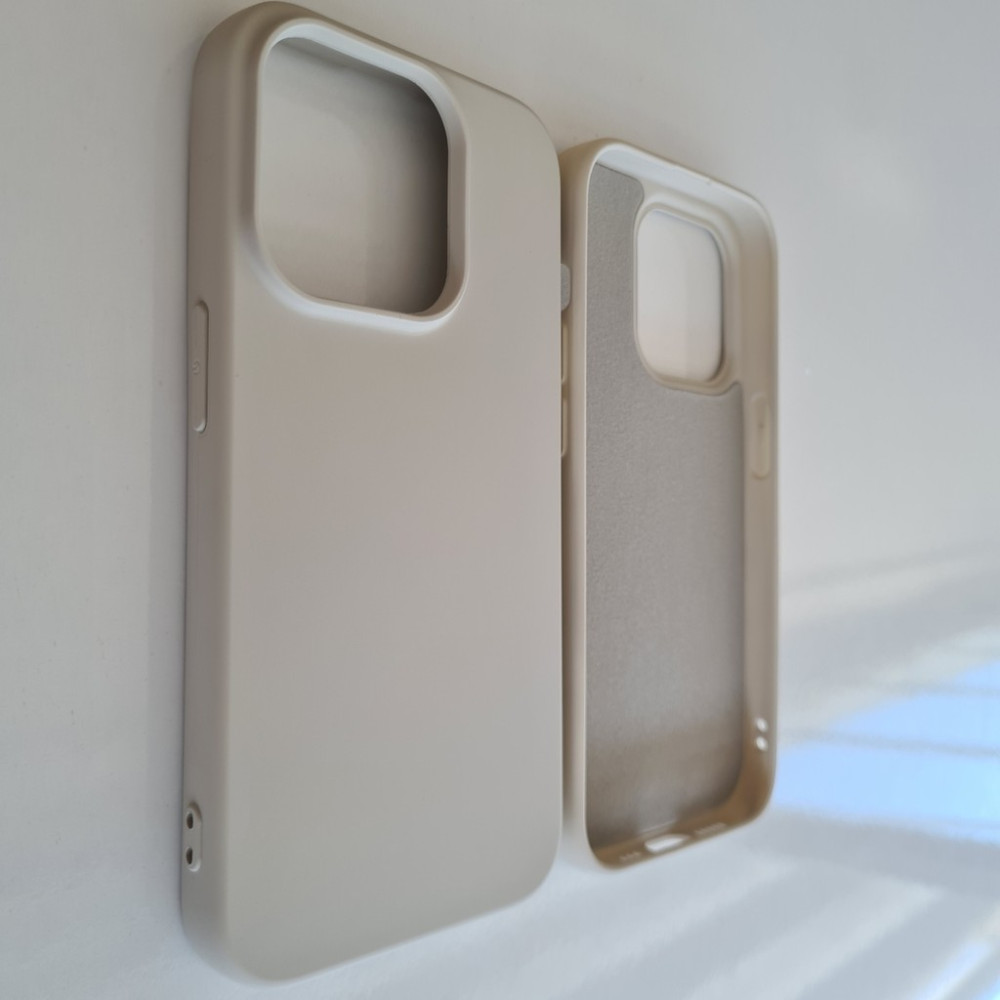 More Gsm iPhone 15 Pro ile Uyumlu Logosuz Lansman Içi Kadife Silikon Kılıf - Krem SSD / Solid State Drive Fiyatı