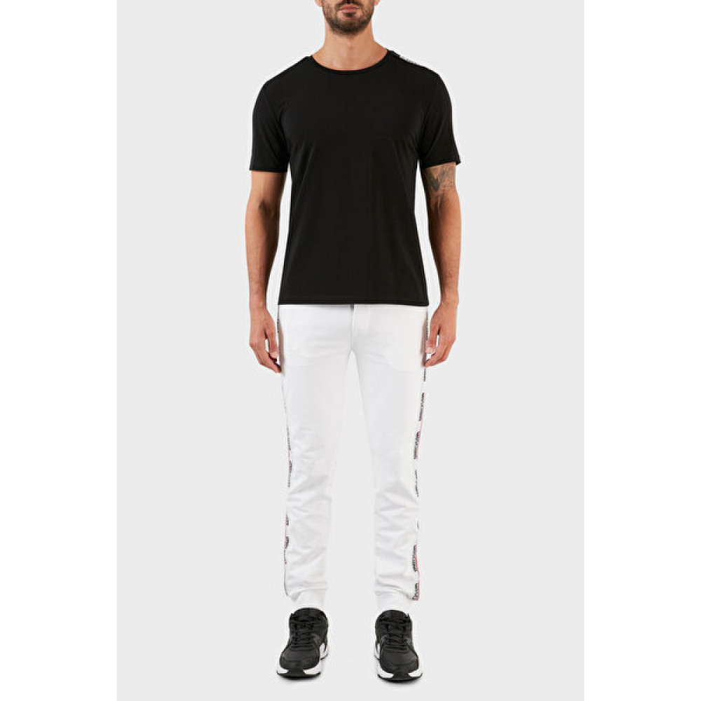 Moschino Şerit Logolu Regular Fit Belden Bağlamalı Cepli Pamuklu Jogger Pantolon Erkek Pantolon A4333 8102 0001 Erkek Pantolon Fiyatı