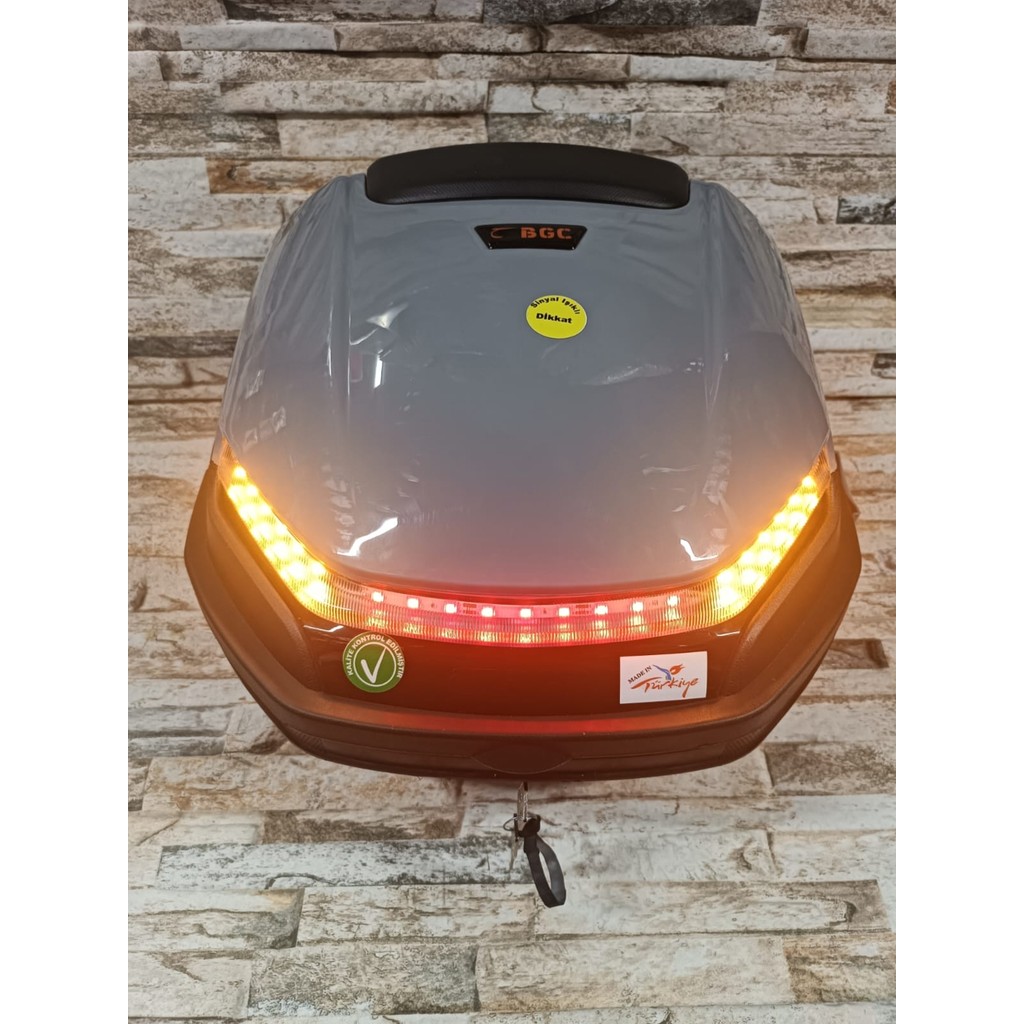 Motosiklet Arka Çanta 33 Lt Nardo Gri Sinyal ve Stop Işıklı Diğer Fiyatı