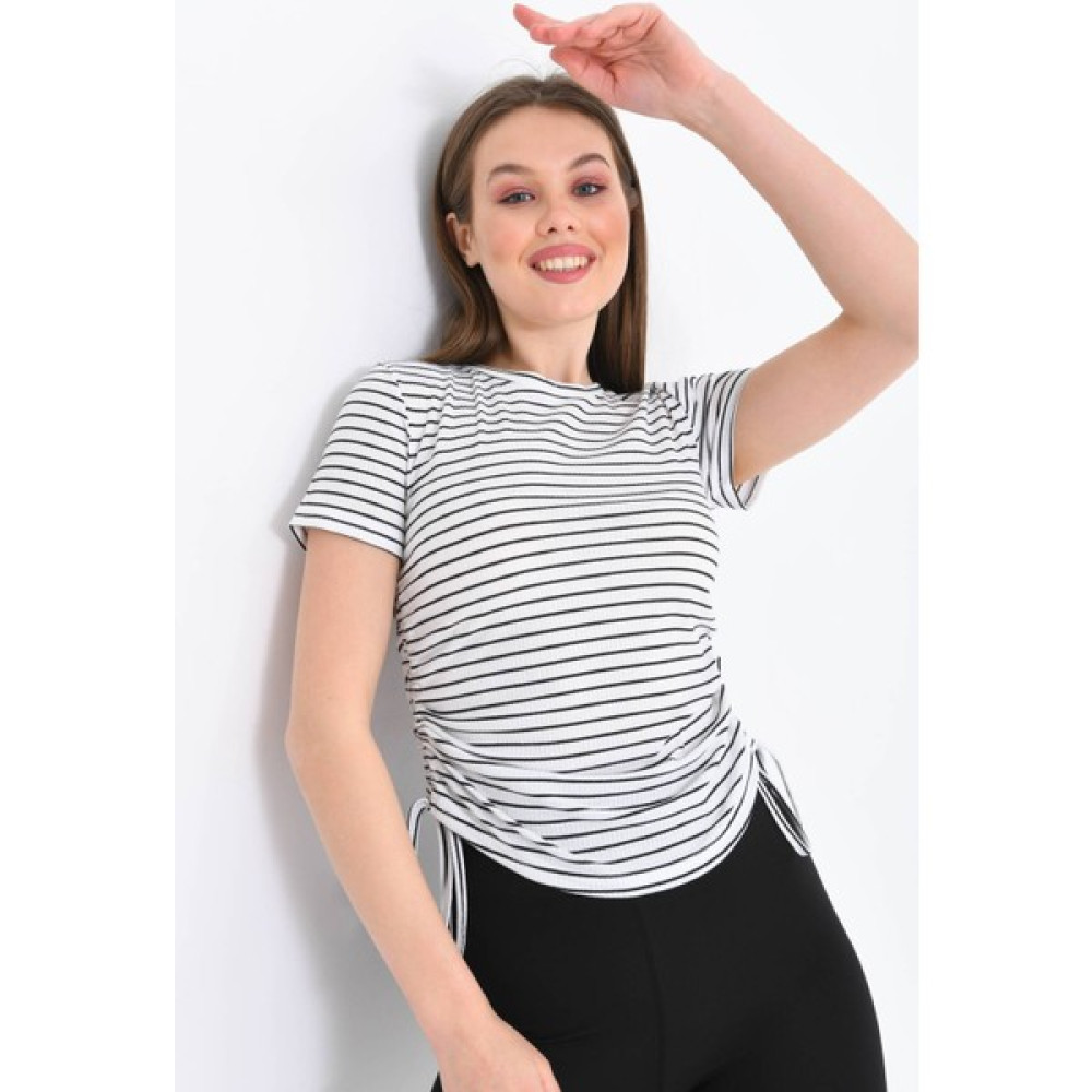 Moviment Kadın Beyaz Yanları Büzgü Detaylı Siyah Çizgili Crop Bluz Bluz Fiyatı
