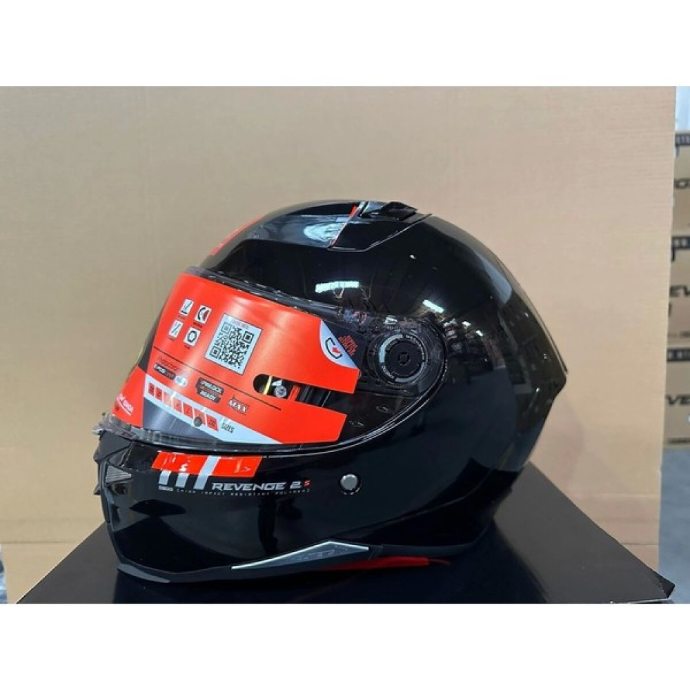 Mt Helmets Kask Revenge 2 S A11 Parlak Siyah - 2XL - Tek Renk Motorsiklet Kaskları Fiyatı