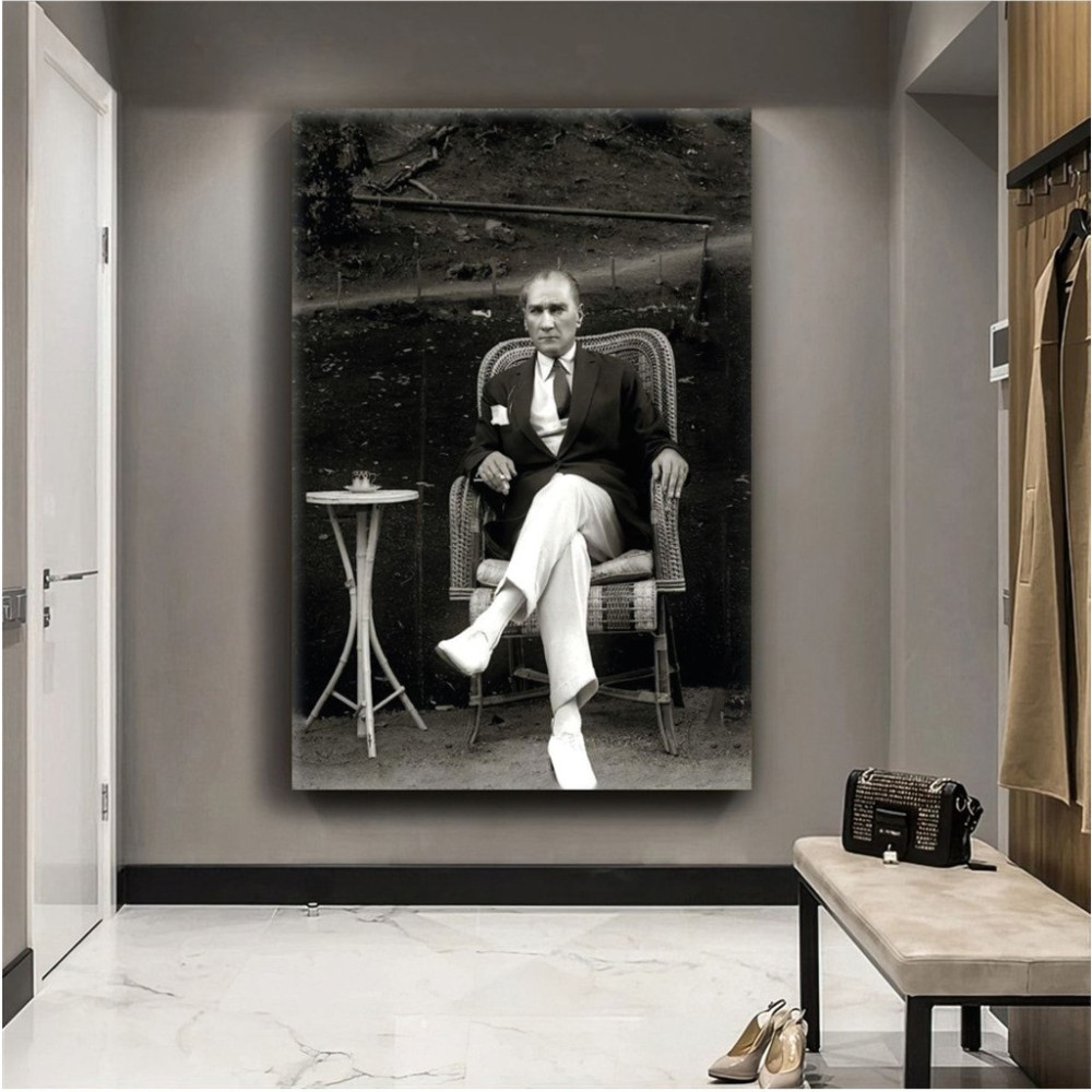 Mustafa Kemal Atatürk Kanvas Tablo - 50 x 70 - Renkli Kanvas Tablo Fiyatı