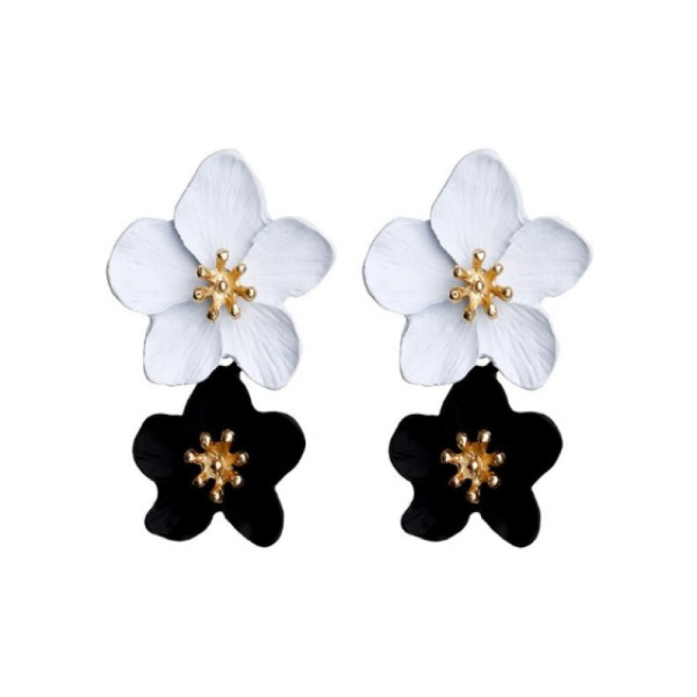Myfavori Siyah Beyaz Çiçek Küpe 4 cm - Siyah - Beyaz Bijuteri Küpe Fiyatı