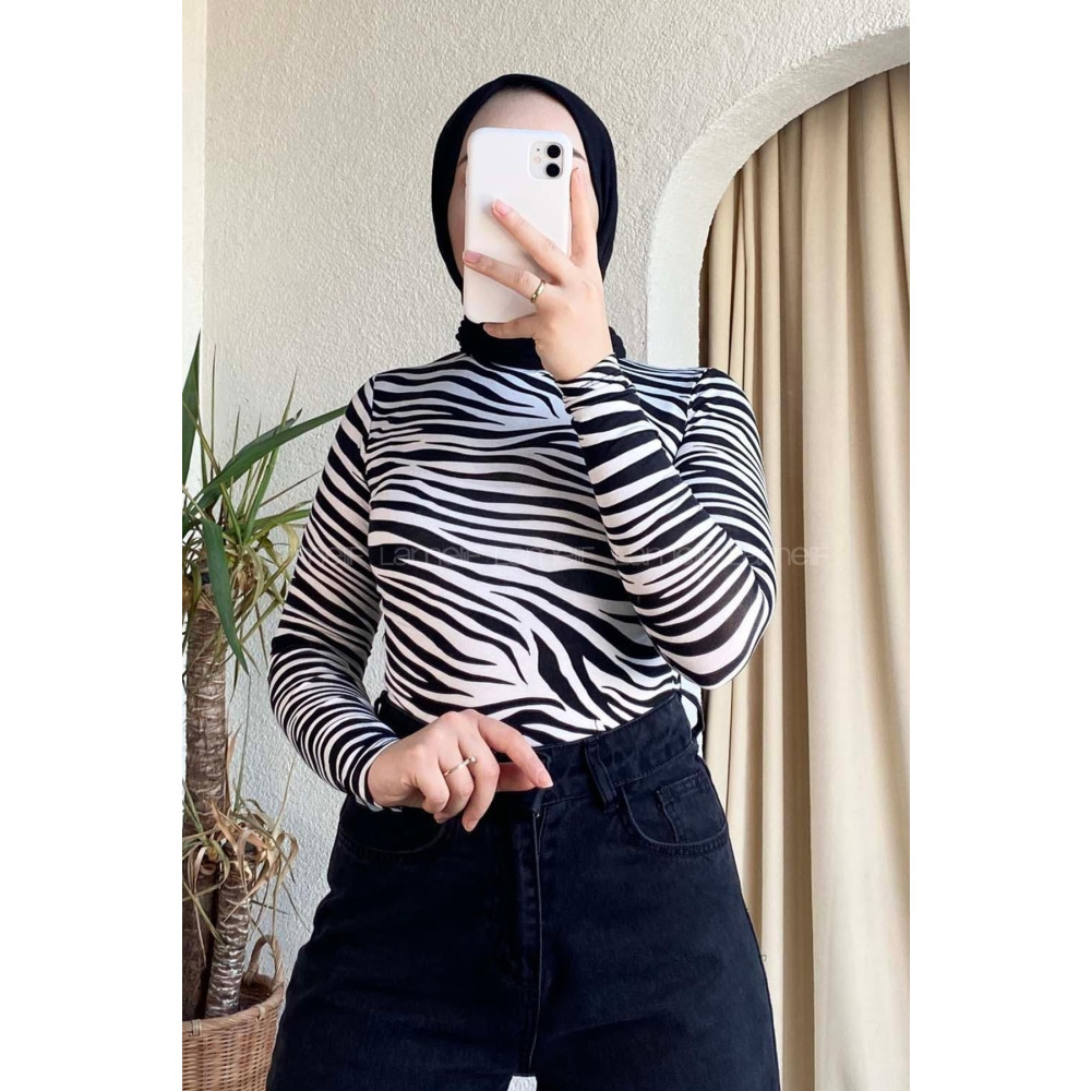 NETCLASS Yarım Balıkçı Yaka Siyah Zebra Desenli Body L Beden Tesettür Giyim Fiyatı