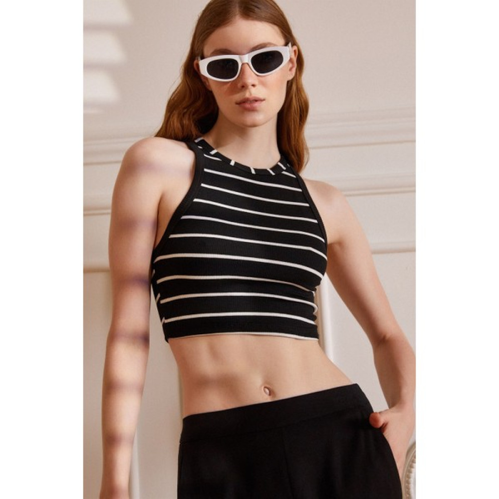 Never More Ince Kaşkorse Crop Top Bayan Atlet Fiyatı