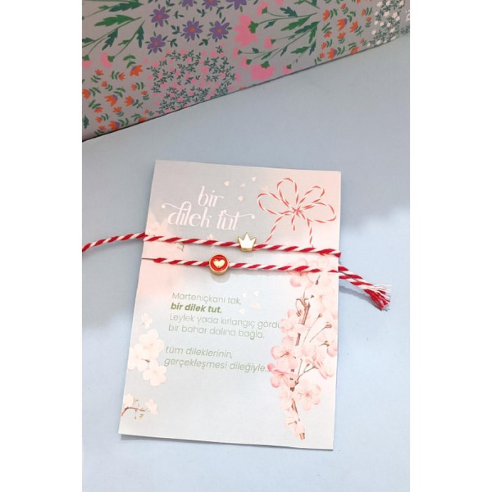 New Obsessions Baba Marta Marteniçka Kırmızı Beyaz İp Fimo Şans Bileklik 2'li Set Saat ve Bileklik Aksesuarı Fiyatı