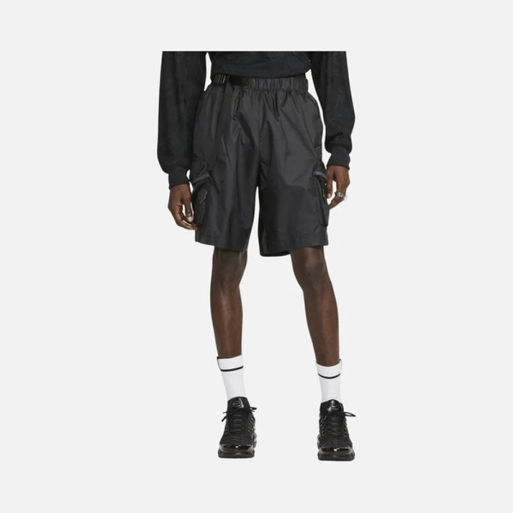 Nike Sportswear Tech Pack Işlevsel Dokuma Kargo Cepli Erkek Siyah Şort DX0229 Erkek Şort Fiyatı