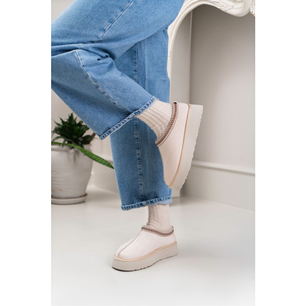 NİŞANTAŞI SHOES Sweet Bej Süet Içi Kürklü Düz Taban Sabo Ev Terliği 39 Beden Unisex Sandalet Fiyatı