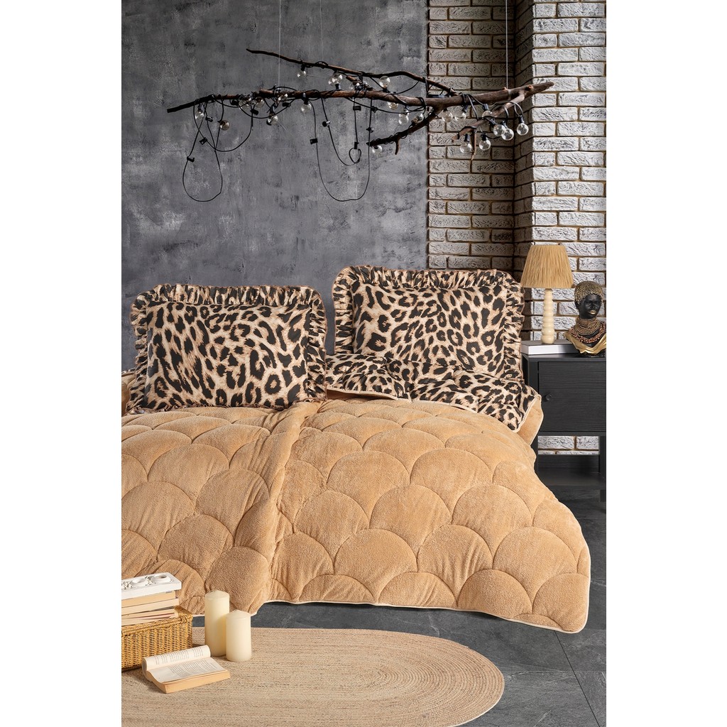 nordqueen Wellsoft Çift Kişilik Fırfırlı Yorgan Seti 195X215 cm Çift Taraflı Peluş Yorgan + 2 Yastık Kılıfı Leo - 195 x 215 cm - Kahverengi Yastık Kılıfı Fiyatı