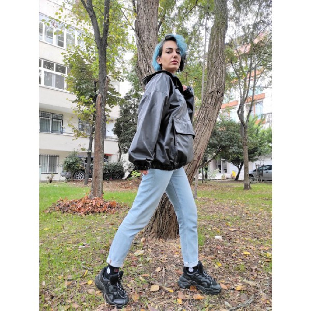 Octo Handcraft Deri Sweatshirt Model Kanguru Cepli Kapüşonlu Rüzgarlık Deri Mont Özel Tasarım Bayan Sweatshirt Fiyatı