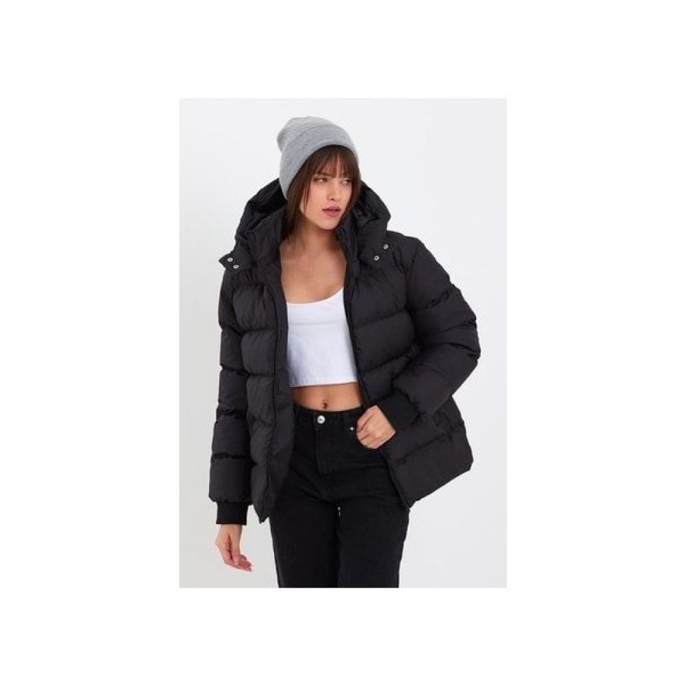 Önder Moda Kadın Siyah Su ve Rüzgar Geçirmez Oversize Kapüşonlu Kışlık Şişme Mont & Kaban & Parka - 137 Bayan Mont Fiyatı