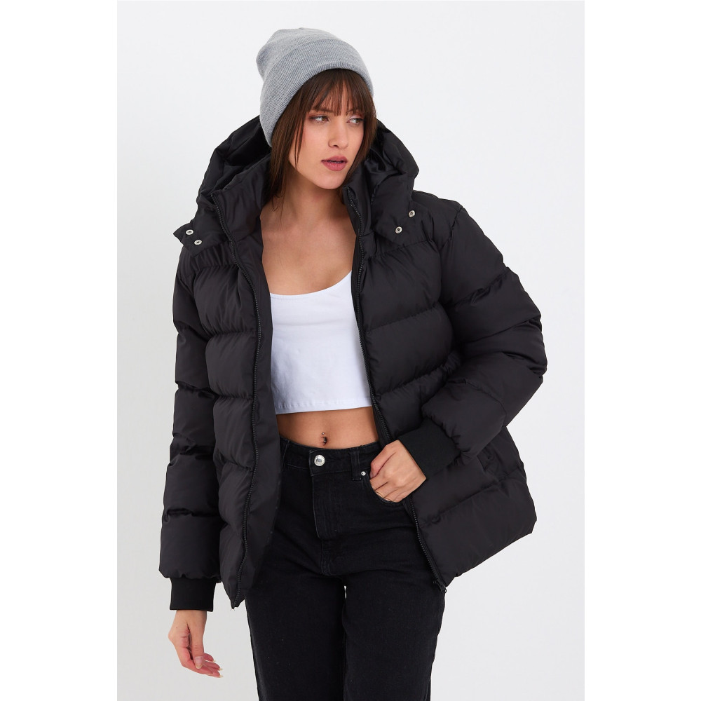 ÖNDER MODA Kadın Siyah Su Ve Rüzgar Geçirmez Oversize Kapüşonlu Kışlık Şişme Mont & Kaban & Parka - 137 S Beden Bayan Mont Fiyatı
