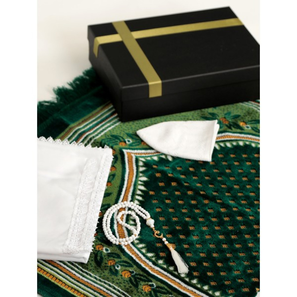 Öz Kadife Seccade Seti, Hac Hediyelik, 4'lü Set, Tespih, Kadife Seccade, Takke, Güpürlü Namaz Örtüsü, - Nefti Yeşili - 70 x 110 cm Seccade Fiyatı