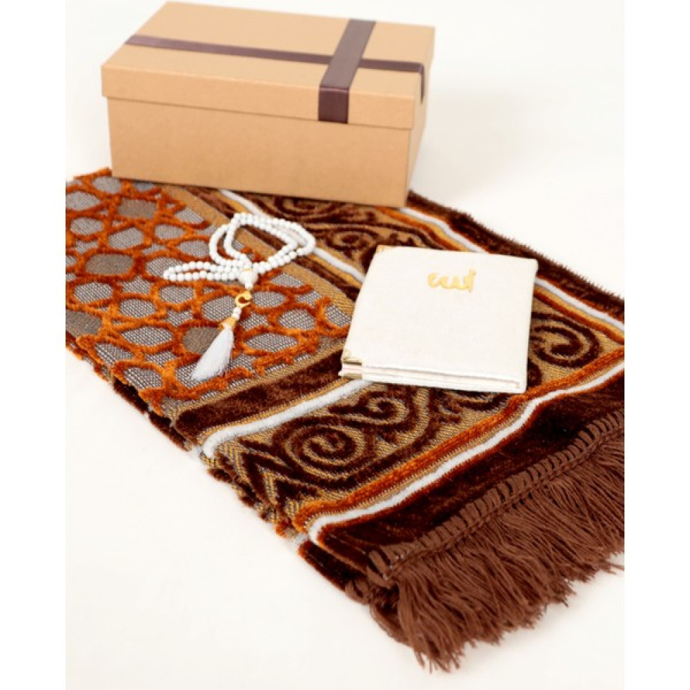 Öz Kadife Seccade Takımı, Umre Hediyelik Seti, Kadife Seccade, 99'lu Tesbih, Yasin. - Kahverengi - 70 x 110 cm Seccade Fiyatı