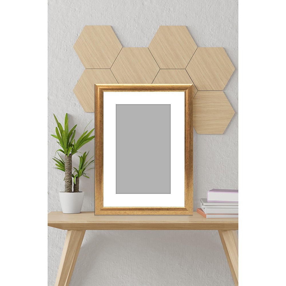 Özcanlar Çerçeve Resim Çerçevesi Avrupa Fonlu Derinlik Görünümlü Çerçeve Tekli Boş Çerçeve Altın Gold Renk ÖZC-AVRFONLU22LİK - 13X18 Resim & Fotoğraf Çerçevesi Fiyatı