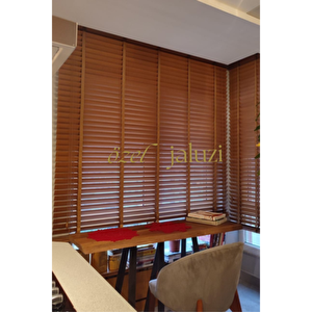 Özel Jaluzi Açık Kahverengi 50 Mm Ahşap Görünümlü Jaluzi 100x250 cm Jaluzi Perde Fiyatı