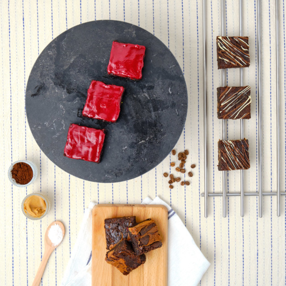 Parti Zamanı Brownie Kutusu - 9 Adet Kek Kalıpları Fiyatı