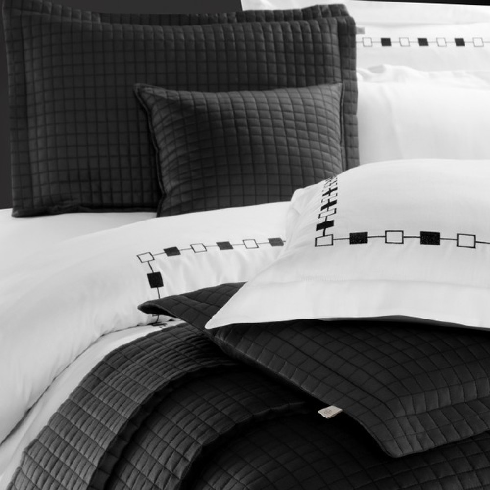 Pasıonı - Saten - Elegante - Çift Kişilik Yatak Örtüsü Takımı - 260 x 270 cm - Siyah Yatak Örtüsü Fiyatı