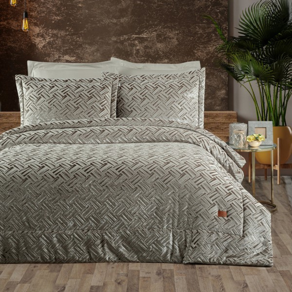 Pasıonı - Velvet - Salvatore - Jakar Kadife Bej-Cappuccino Çift Kişilik Yatak Örtüsü Takımı - 260 x 270 cm - Cappuccino Yatak Örtüsü Fiyatı