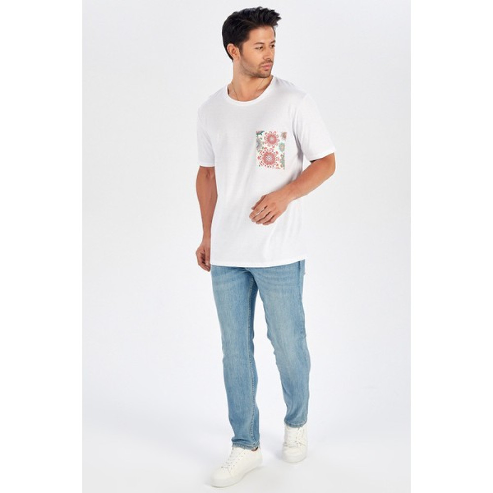 Peraluna Cep Desenli Düz Kesim Beyaz Pamuklu T-Shirt Erkek T-shirt Fiyatı