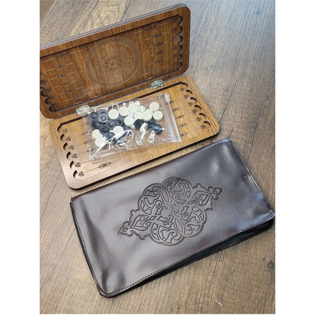 Pershang Azim Mini Tavla Deri Kılıflı Cep Tipi Seyahat Oyun Takımı 24*24 cm Kahverengi 30 Pul ile Diğer Fiyatı