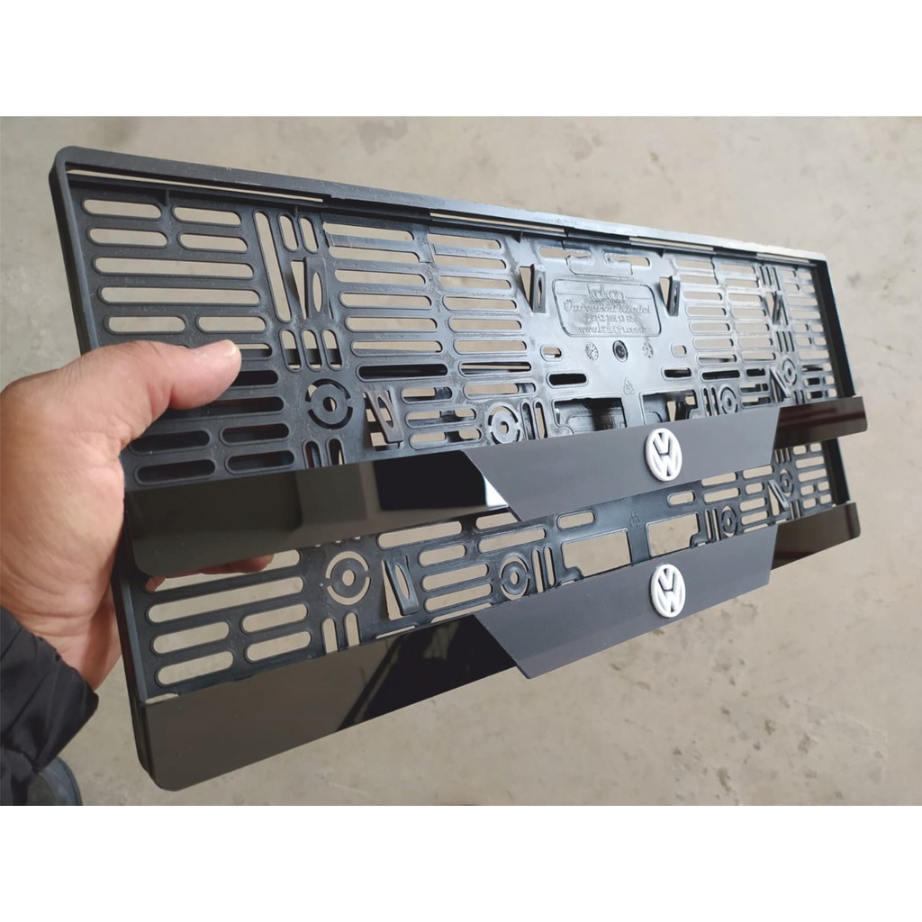 Pi Dekorasyon Volkswagen Kabartma Yazılı Mat Takmatik Pleksi Plakalık 2'li Set - 0 - Siyah Diğer Fiyatı