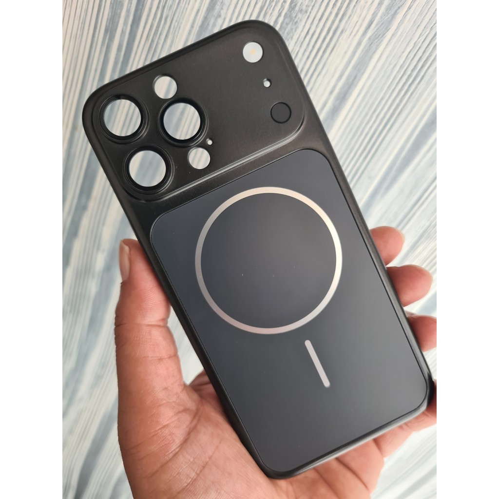 Pirok Store iPhone 16 Pro Magsafe Uyumlu Darbeye Dayanıklı ( Dönüşüm Kılıf ) Ultra Ince Pc Premium Telefon Kılıfı - Siyah - iPhone 16 Pro Cep Telefonu Kılıfı Fiyatı