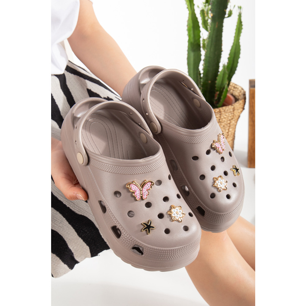 PLN SHOES Rahat Tabanlı Yüksek Ölçekli Hastane Aşçı Hemşire Doktor Terliği 40 Beden Unisex Sandalet Fiyatı