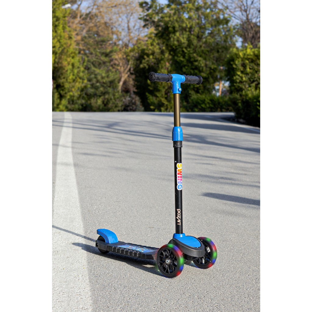 Pozart Swing 3tekerlekli LED Işıklı Çoçuk Scooter 40 kg Kapasiteli 3+Yaş - Mavi Diğer Fiyatı
