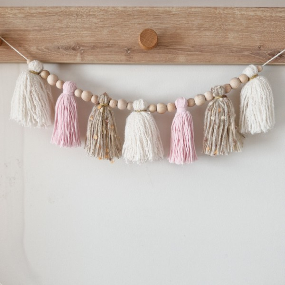 Pretty Wood El Yapımı Püskül Bebek Odası Süsü, Banner, Duvar Süsü Bebek Odası Duvar Süsü Fiyatı