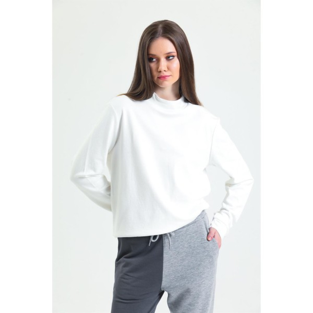 Pulur.co Beyaz Dik Yaka Sweatshirt Bayan Sweatshirt Fiyatı