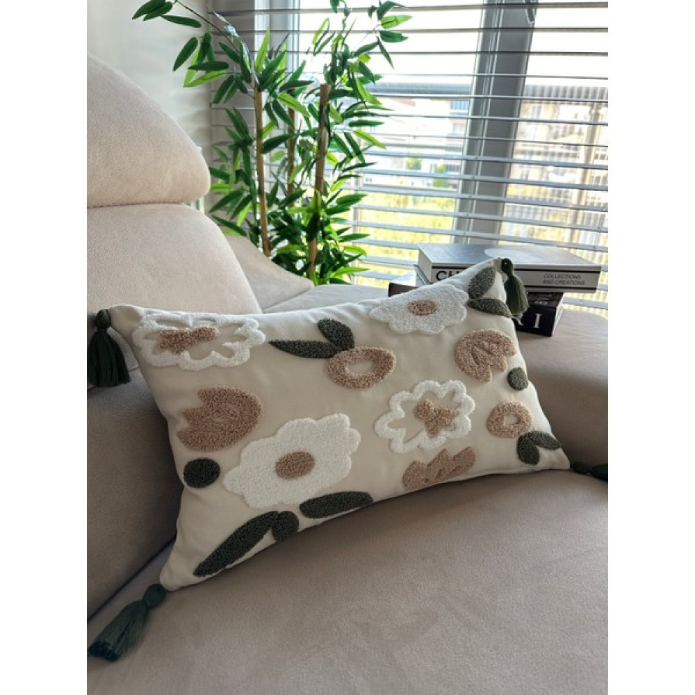 Punch Nakışlı Kırlent Kılıfı - 35 x 50 cm - Bej - Yeşil Kırlent / Mobilya Yastığı Fiyatı
