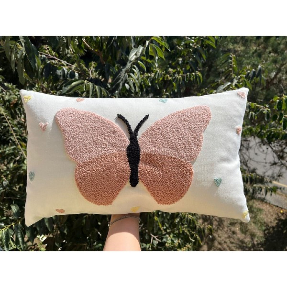Punch Passion Punch Nakışı ile Işlenmiş Bebeğiniz Için Dekoratif Kırlent Kılıfı (30 cm x 50 Cm) - 30 x 50 cm - Ekru Kırlent / Mobilya Yastığı Fiyatı