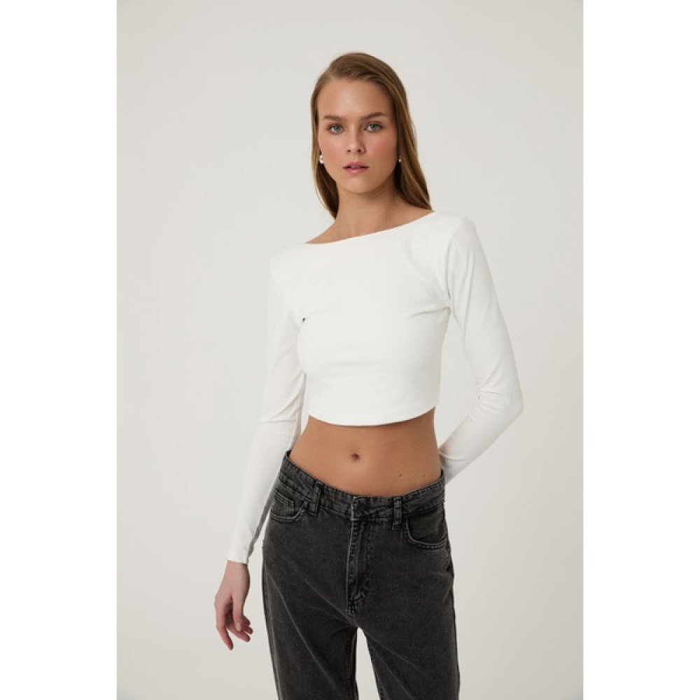 Quzu Sırt Dekolteli Uzun Kollu Crop Bluz Ekru Bluz Fiyatı