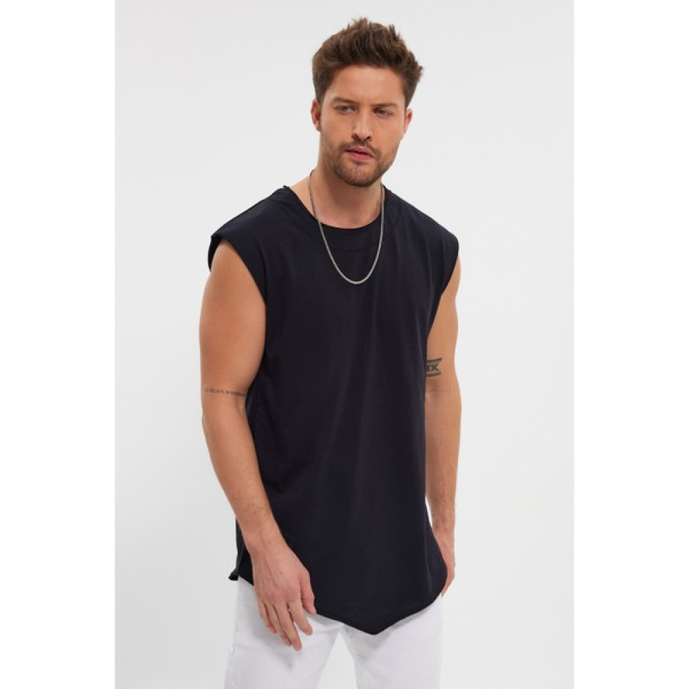 Rammers Geniş Yaka Asimetrik ve Pis Kesim Detaylı Sıfır Kol Tişört Erkek T-shirt Fiyatı