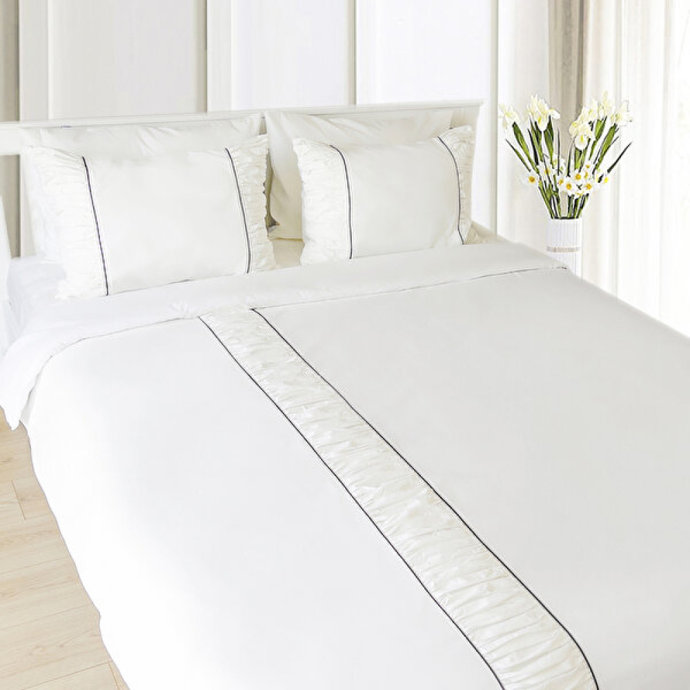 Ritmo Home Kırık Beyaz Siyah Biyeli Fırfırlı Pamuklu Sade Otel Serisi Düz Çift Kişilik Nevresim - 200 x 220 cm Nevresim Takımı Fiyatı