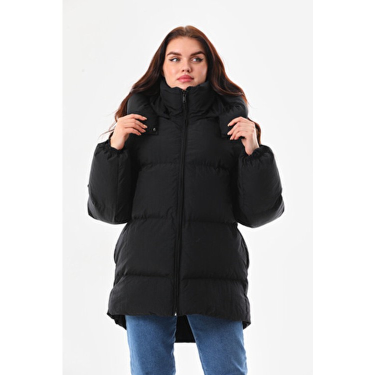 Roba Kadın Kapüşonlu Siyah Su Itici Şişme Mont Kaban Rüzgar Geçirmez Özellikli Oversize Model Bayan Mont Fiyatı