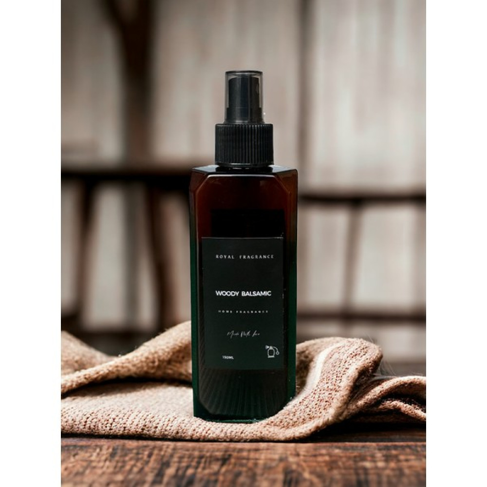 Royal Mum Woody Balmasic 150 ml - Oda, Ortam , Oto ve Kumaş Spreyi - 1 Adet Dekoratif Mum Fiyatı