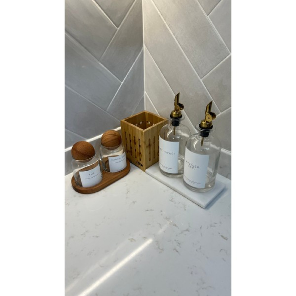 Sade Hediye 2'li Mermer Stantlı Yağdanlık/3'lü Fırçalı Kaşıklık/2'li Top Kapaklı Baharatlık - Şeffaf - 500 ml Baharat Setleri & Baharatlıklar Fiyatı