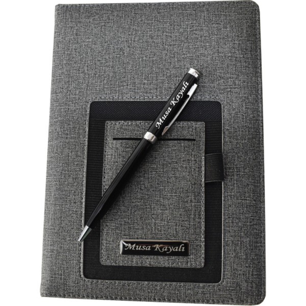 Sanat Hediyelik Kişiye Özel Füme Tarihsiz Defter ve Metal Kalem Isimli / Öğretmene Özel / Öğretmenler Gününe Özel / Babalar günü Not Defteri & Bloknot Fiyatı