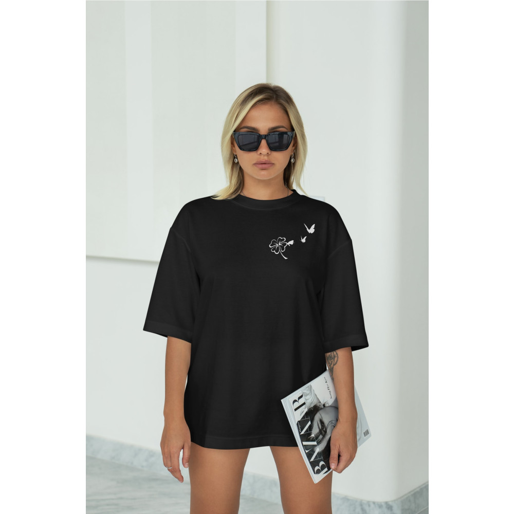 Sarnıç Unisex Oversize Yonca Ve Kelebek Baskılı Siyah T-shirt S Beden Bayan T-shirt Fiyatı