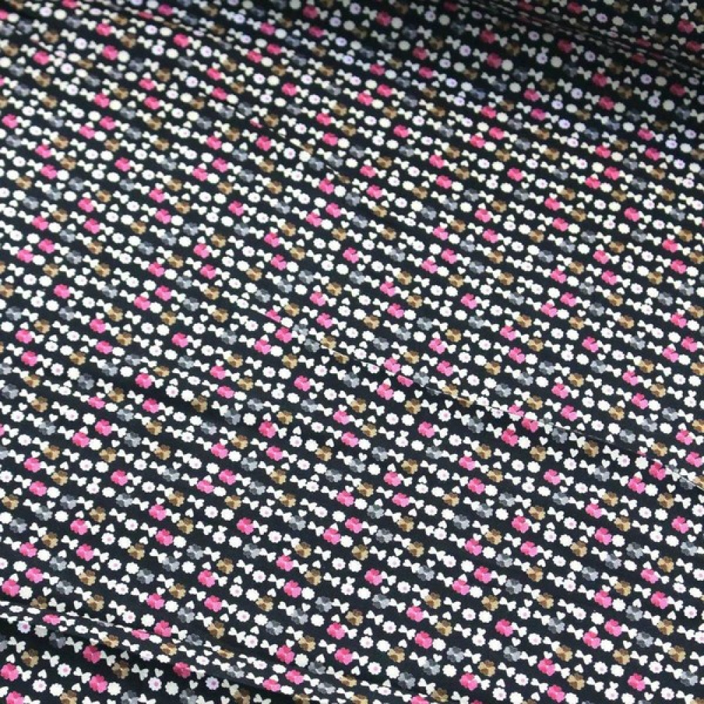 Savcan Siyah Pembe Kahve Çıtır Papatya Viskon Kumaş - 90 cm - 1 m Kumaşlar Fiyatı