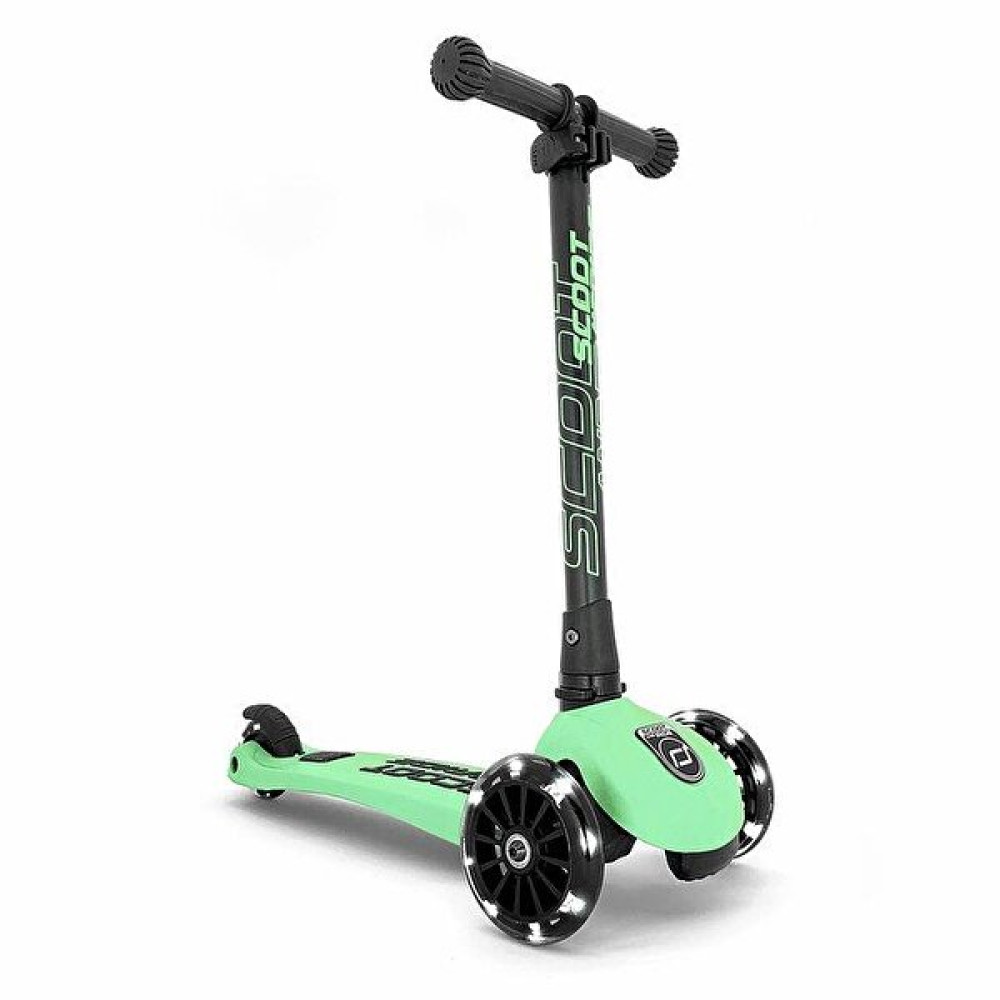 Scoot and Ride Highwaykick 3 LED Tekerlekli Yeşil Çocuk Scooter 170301-96359 Dış Mekan & Bahçe Oyuncakları Fiyatı