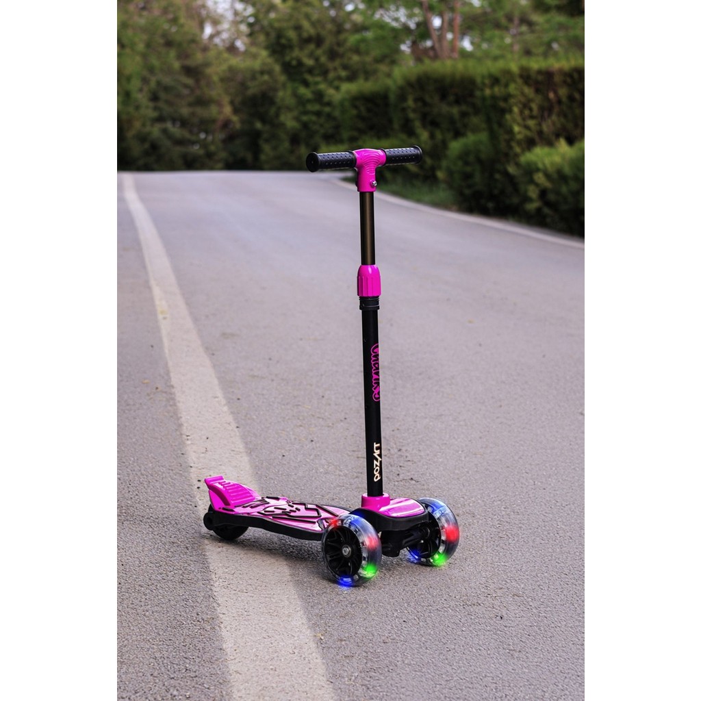 Scooter Chanky Ekstra Kalın LED Işıklı Tekerler Güçlü Fren 100KILO 3yaş Üstü Uygundur 3teker - Pembe Scooter Fiyatı