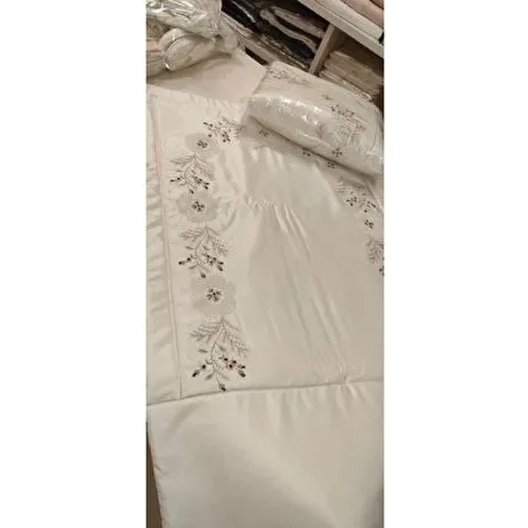 Seccade El İşi İğne Oyalı Rokokolu Elyaflı İpek Saten Seccade Çeyizlik ve Günlük Kullanım İçin - 80 x 140 cm - Ekru Diğer Fiyatı