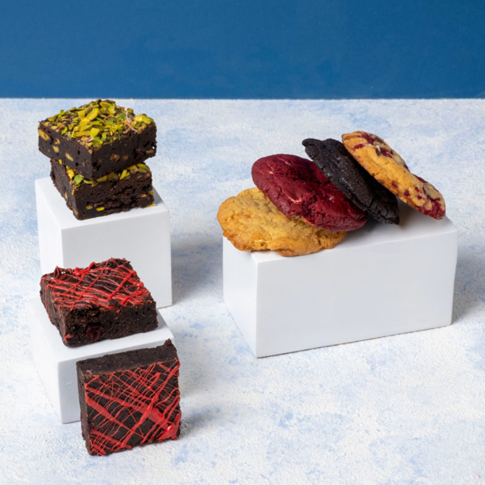 Seçilmiş Lezzetler Brownie ve Cookie Kutusu - 8 Adet
