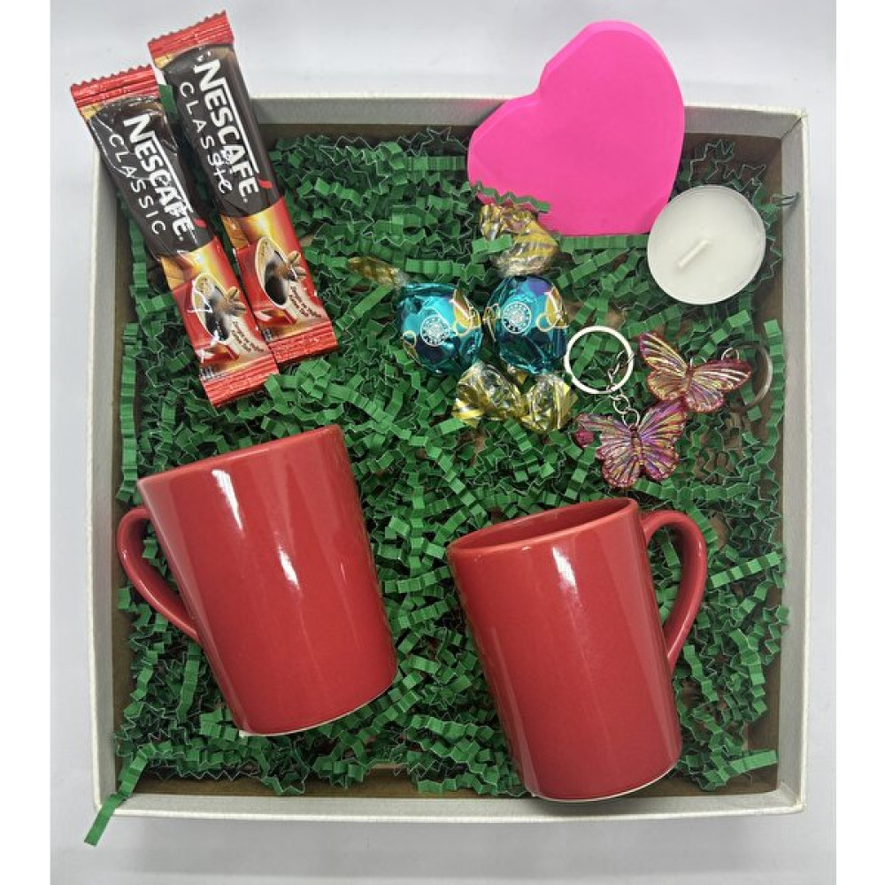 Select And Simple 8 Mart Dünya Kadınlar Günü Dolu Hediye Kutusu - 10 x 13 cm - Kırmızı Hediyelik Eşya Fiyatı
