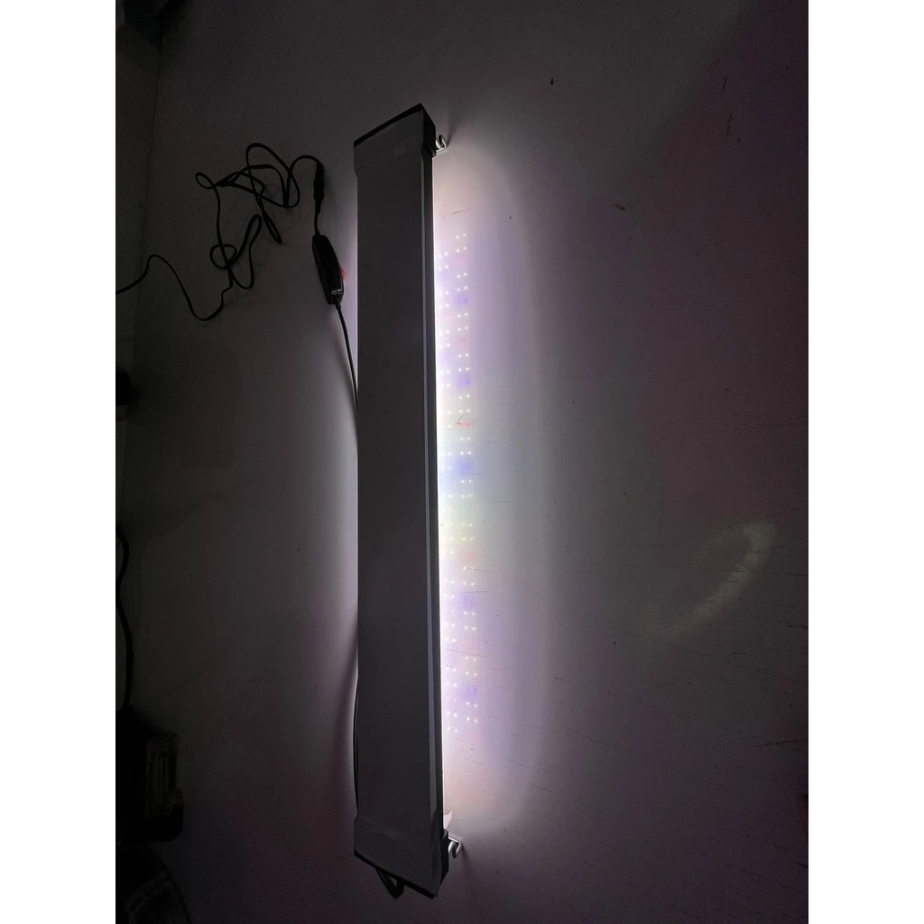 Shark Akvaryum Aydınlatma Sistemleri 95 cm ( 100-105 cm uyumlu ) Fullspectrum 4 Renk, 4 sıra Ledli - 95 CM(100-105 cm uyumlu) Evcil Hayvan Ürünleri Fiyatı